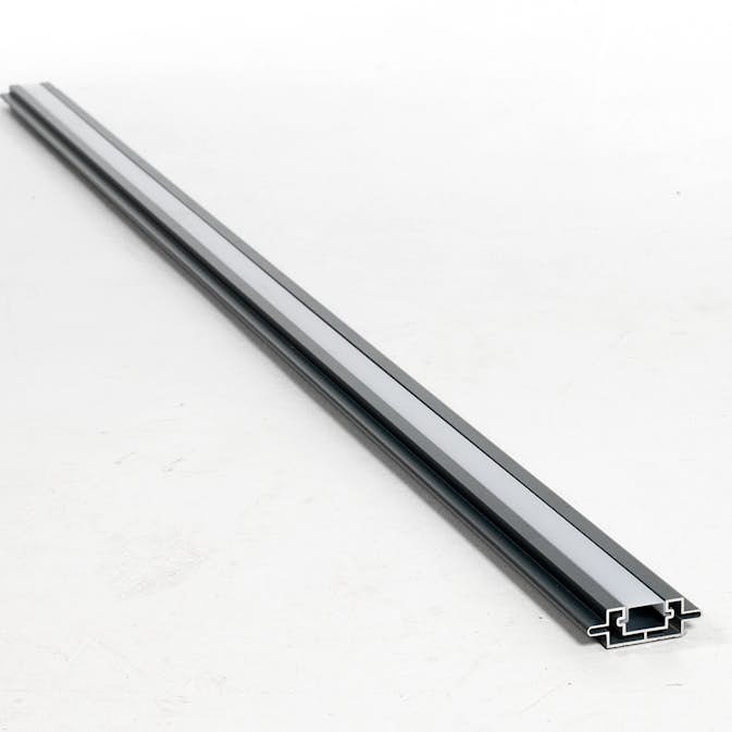 LED-skena Kirkedal Staket Alu Design