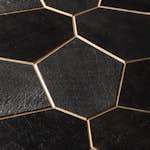 Väggpanel Emotionwood Hexagon Abachi Yakisugi