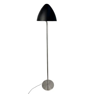 Golvlampa Dyberg Larsen Oulu