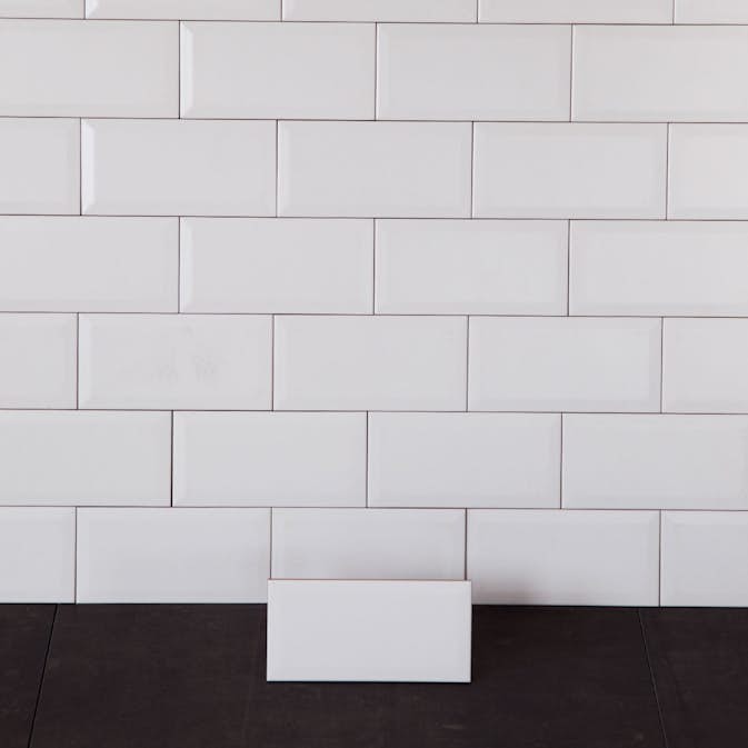 Kakel Color Vit Metro Biselado Matt 10x20 cm