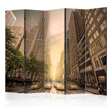 Rumsavdelare Arkiio In the Shadow of Skyscrapers II 225x172 cm