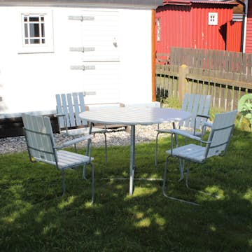 Matgrupp Utomhus Eden Wood Amanda Ø100 cm med 4 Utefåtöljer