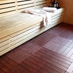 Golvplatta Hestraplattan Woodlook Mahogany Golvtrall för Balkong & Terrass