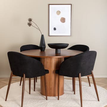Matgrupp Venture Home med Bianca Matbord och 4 Archie Matstolar