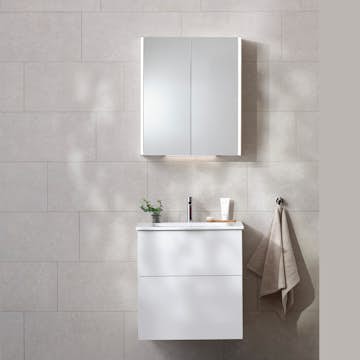 Möbelpaket Miller Badrum New York med Edge Tvättställ och Spegelskåp