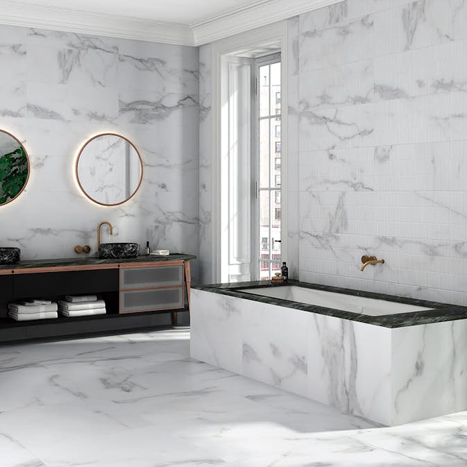 Marmor Klinker Hill Ceramic Michelangelo Carrara Vit 74x74 cm