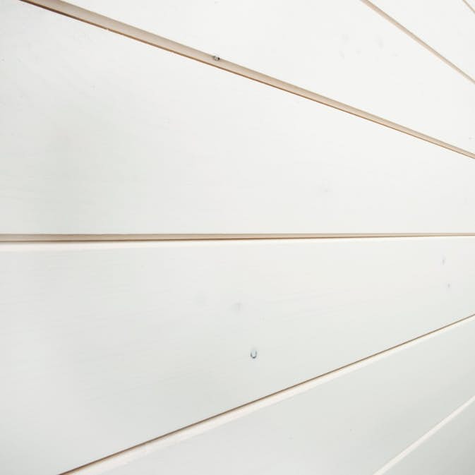 Panel Ändspont Baseco Laserad Vit V-Fas