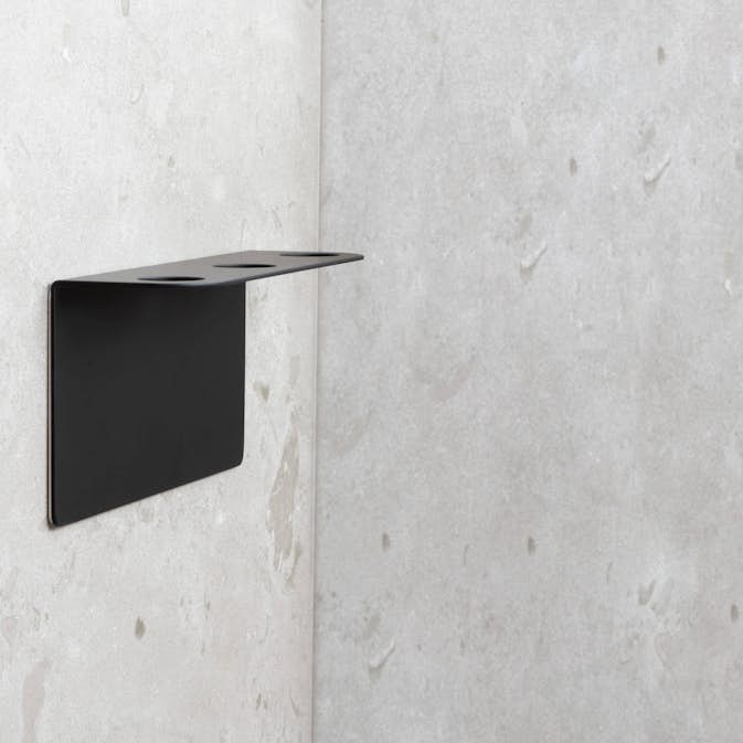 Tvålpumpshållare Beslag Design Base Trippel