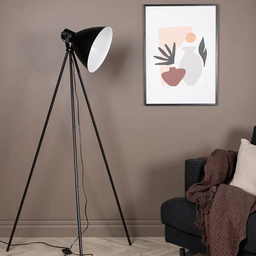 Golvlampa Venture Home Tiv