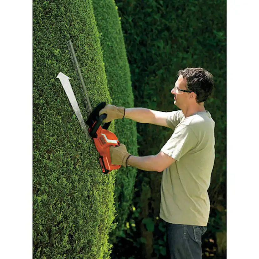 Häcksax Black & Decker GTC1845L20 18V 2 0Ah Batteri