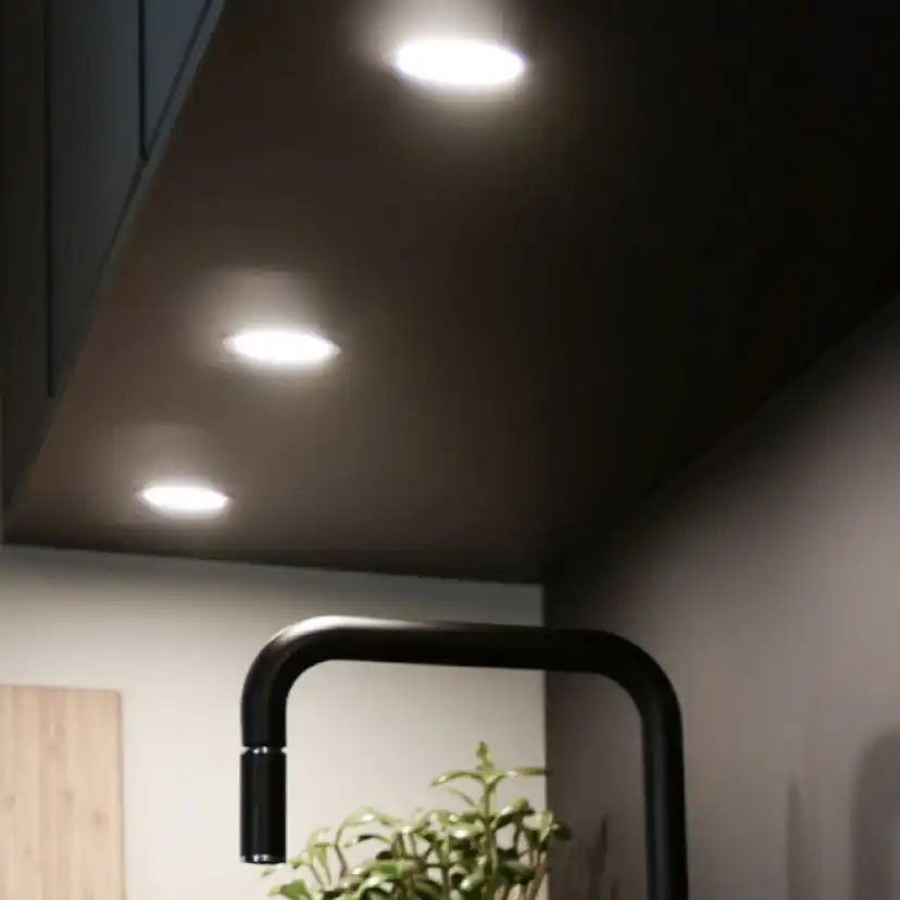 LED-Spot Beslag Design Stella Flat IP44 24V/3W