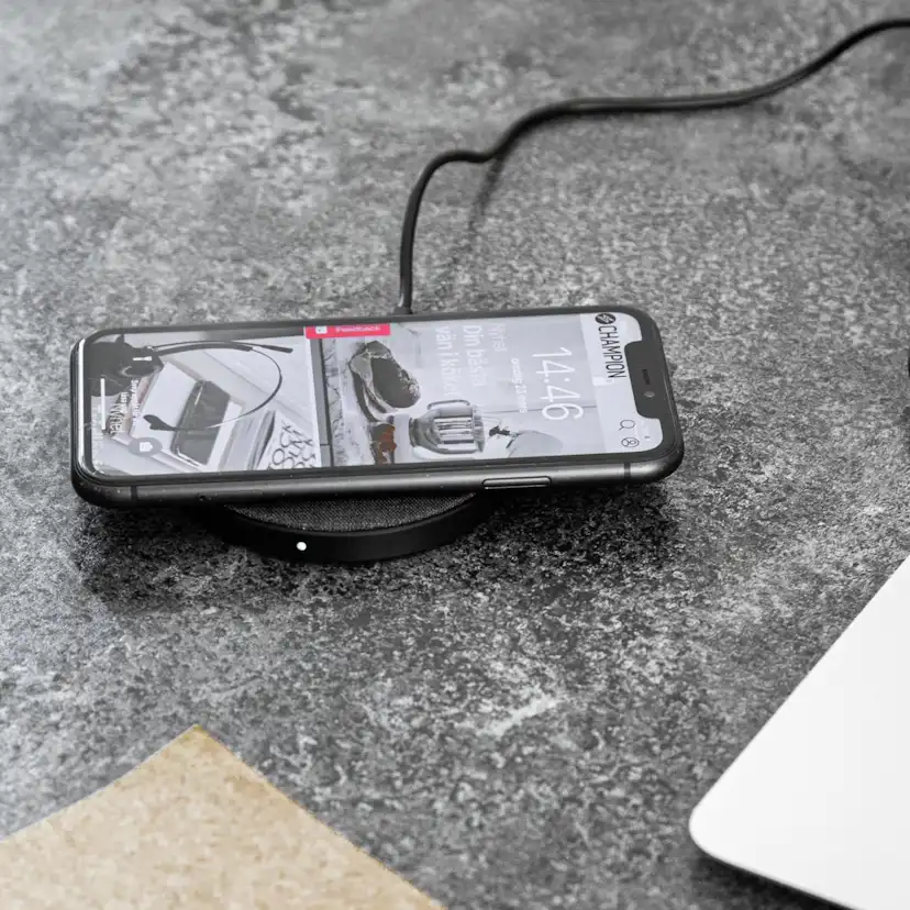 Trådlös Champion Laddare 10W QI Metall/Tyg