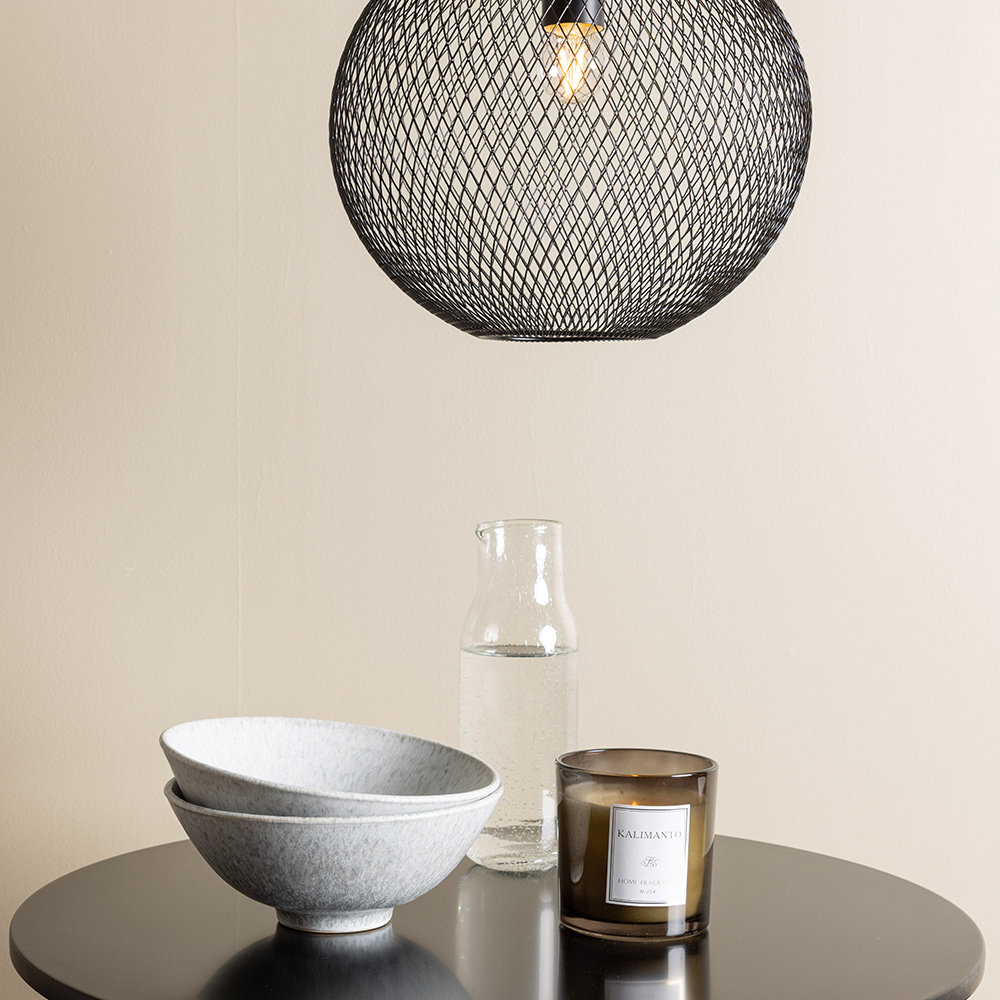 Matgrupp Venture Home Bistro Ø60 cm med 2 st Adesto stolar
