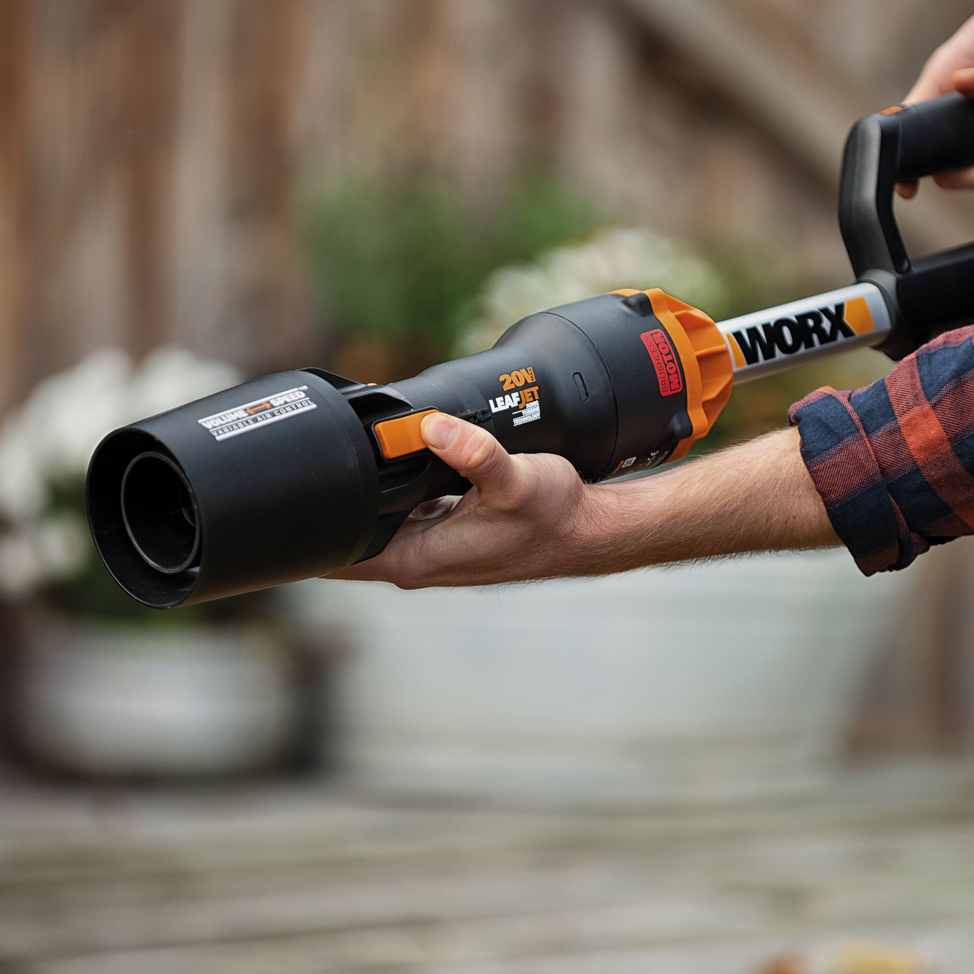 Lövblås Worx WG543E utan Batteri