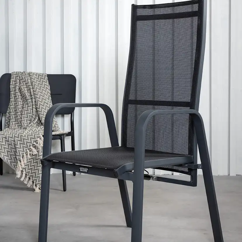 Matgrupp Venture Home Zurc med 4 Curz Matstolar