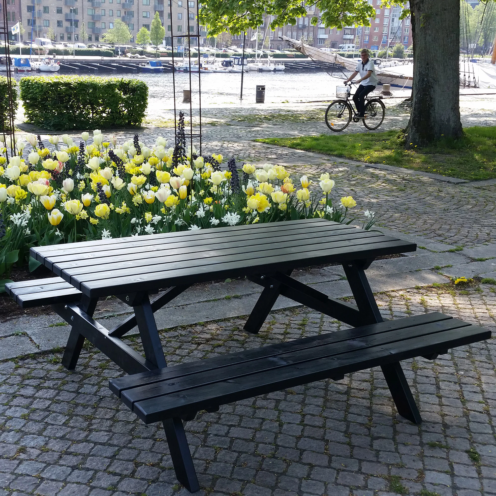Svart