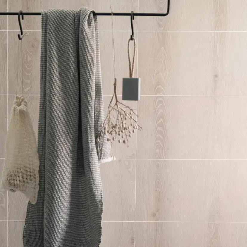 Våtrumsskiva BerryAlloc Wall & Water Royal Eik 60x30