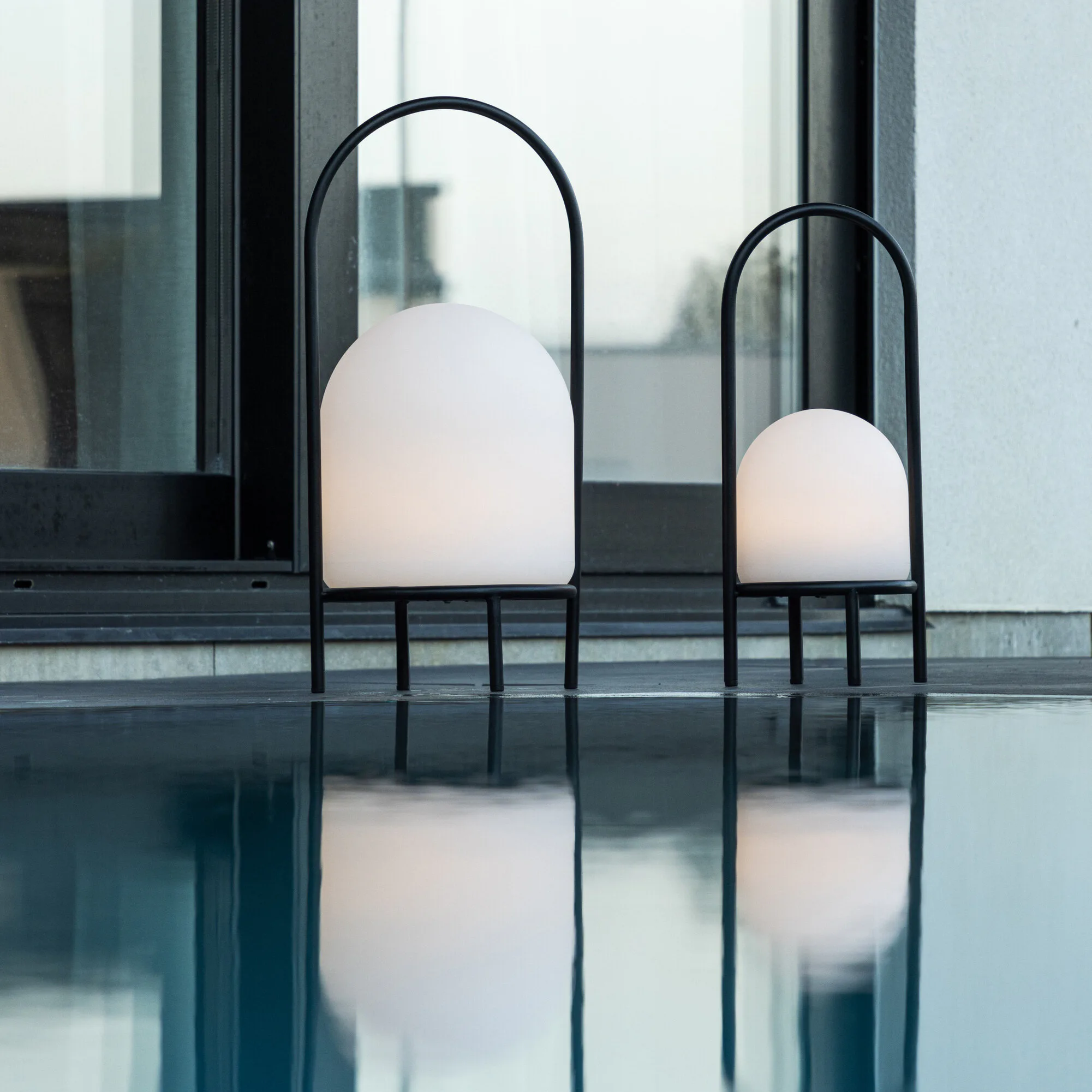 Colie Table Lamp ø26*53cm - Black/white / ø26*53cm