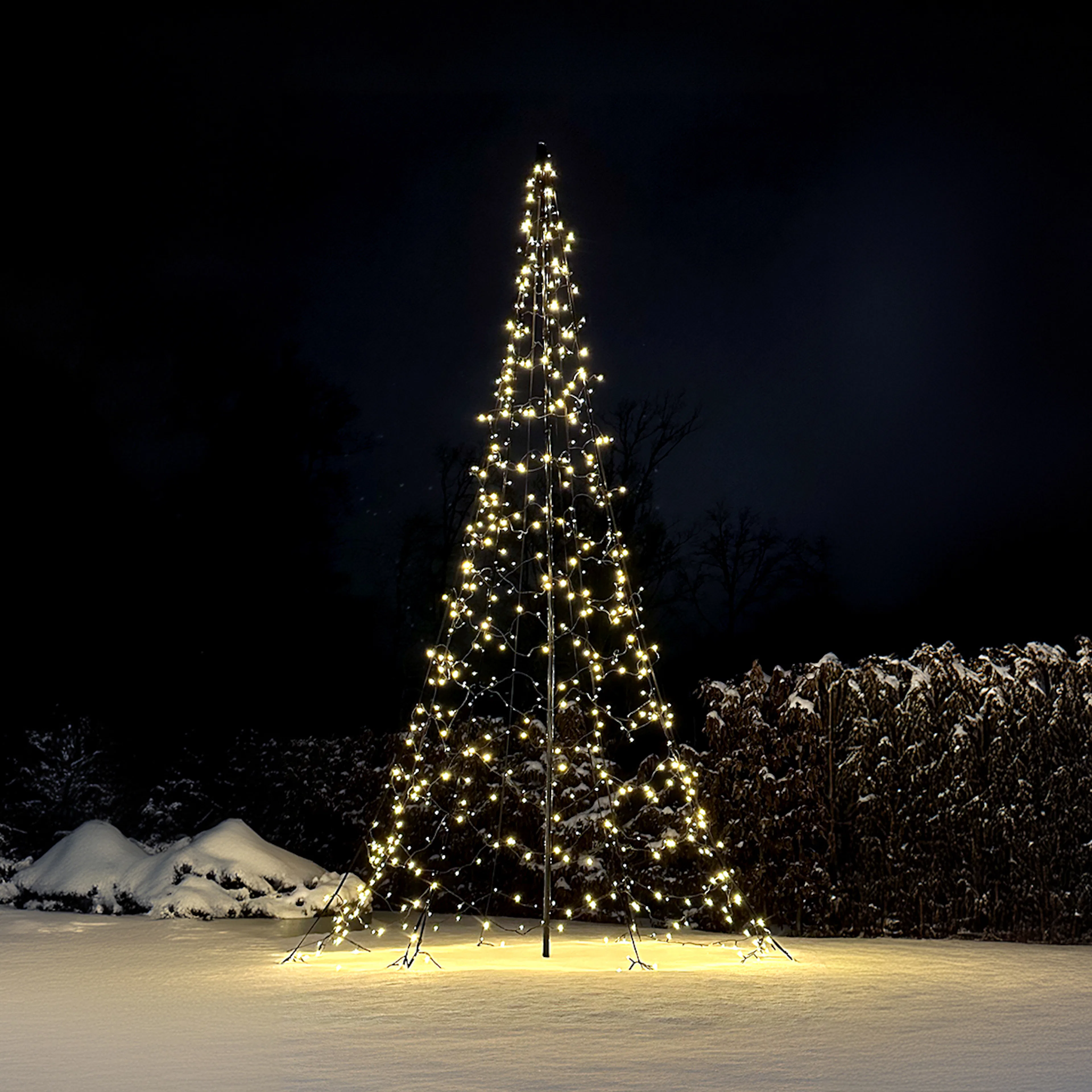 Ljusgran Glimma 2 m 300 LED DUOLED med app inkl stång 2m, 300 ljuskällor, DUOLED