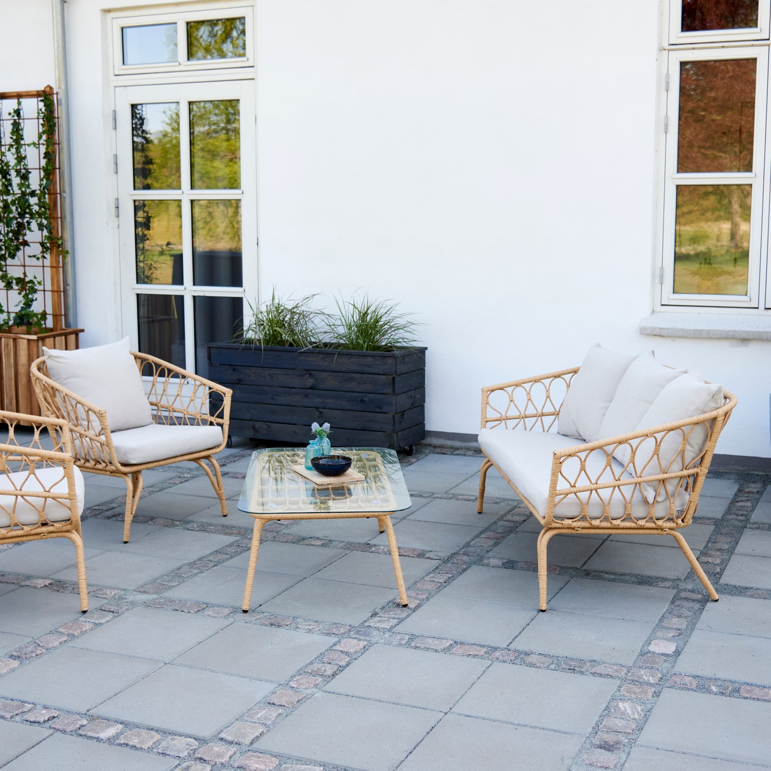 Loungeset ENVY DESIGN Magrethe Utemöbler med Dynor i Rotting