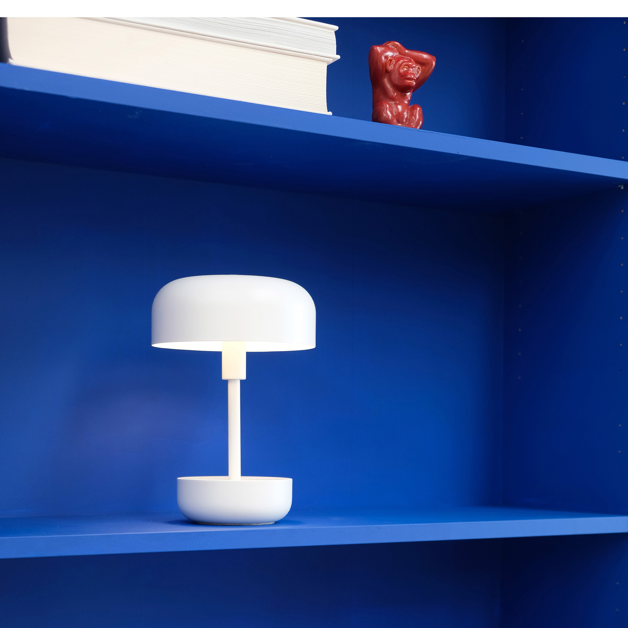Portabel Bordslampa Dyberg Larsen Haipot LED Uppladdningsbar Vit