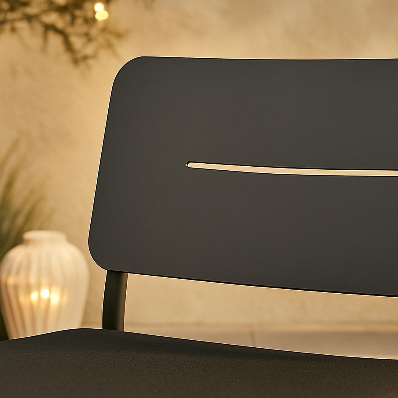 Lina lounge Chair - Black / Black Cushion Svart