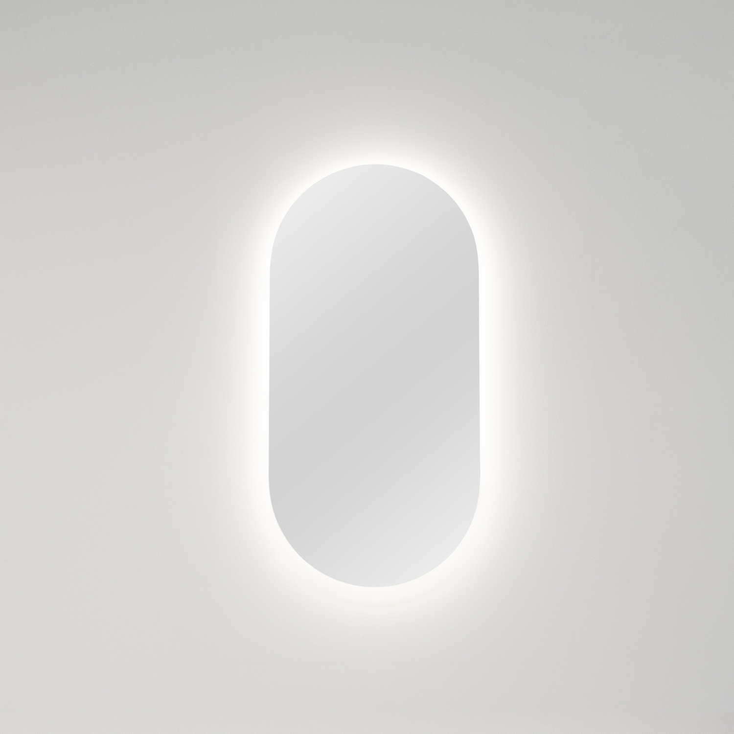 Badrumsspegel Macro Design Atlas Oval Ambilight Elegant Design