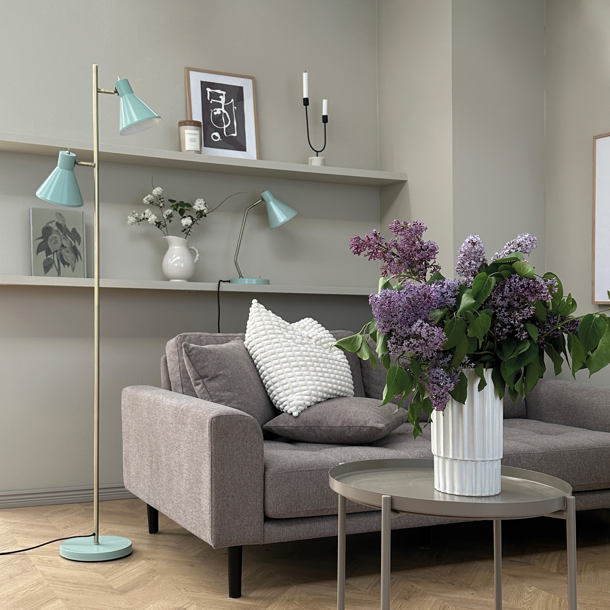 Golvlampa Dyberg Larsen Sleep