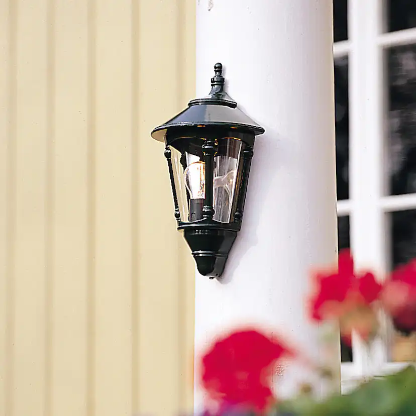 Väggplafond Gnosjö Konstsmide Virgo E27