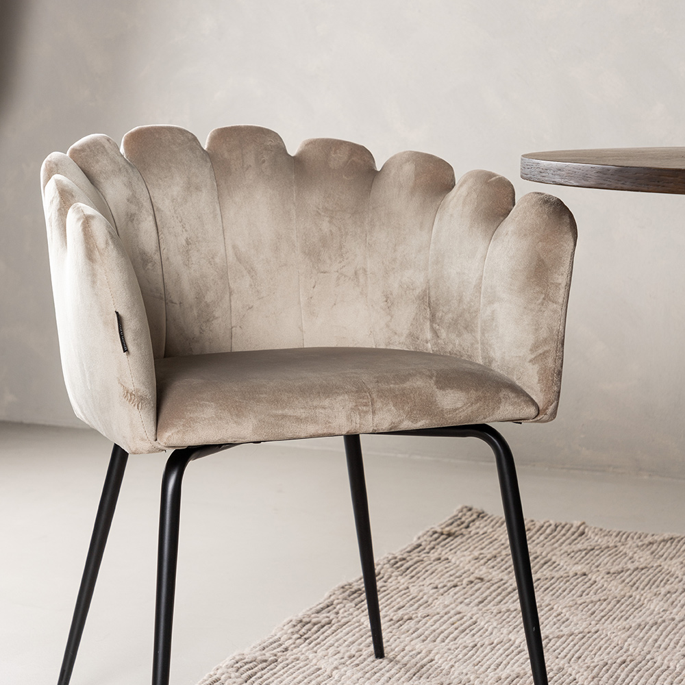 Matgrupp furniture/fashion Stone med 4 Limhamn Light Stolar och 2 Limhamn Stolar