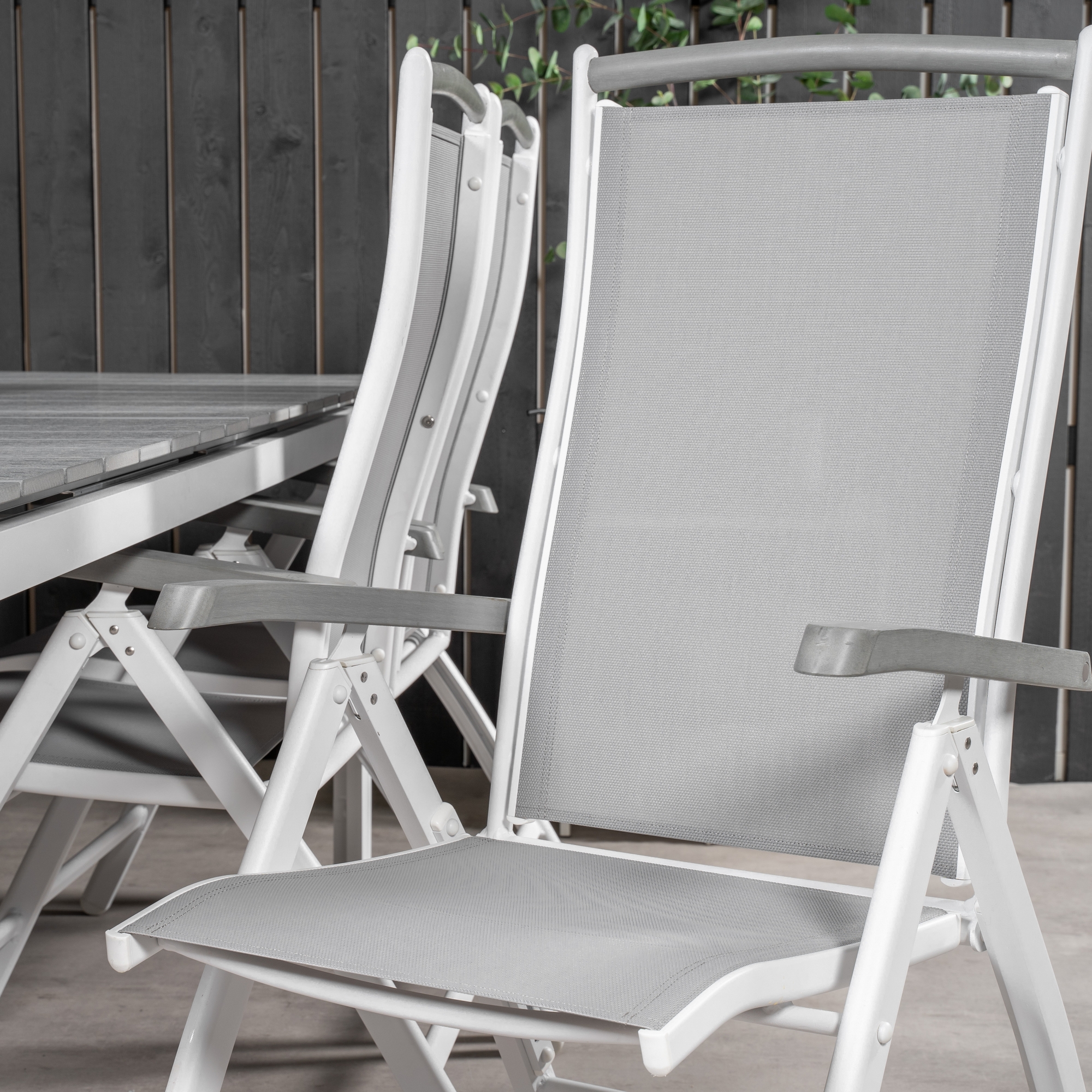 Matgrupp Venture Home Lova 224/324 med 6 Aleyna Stolar