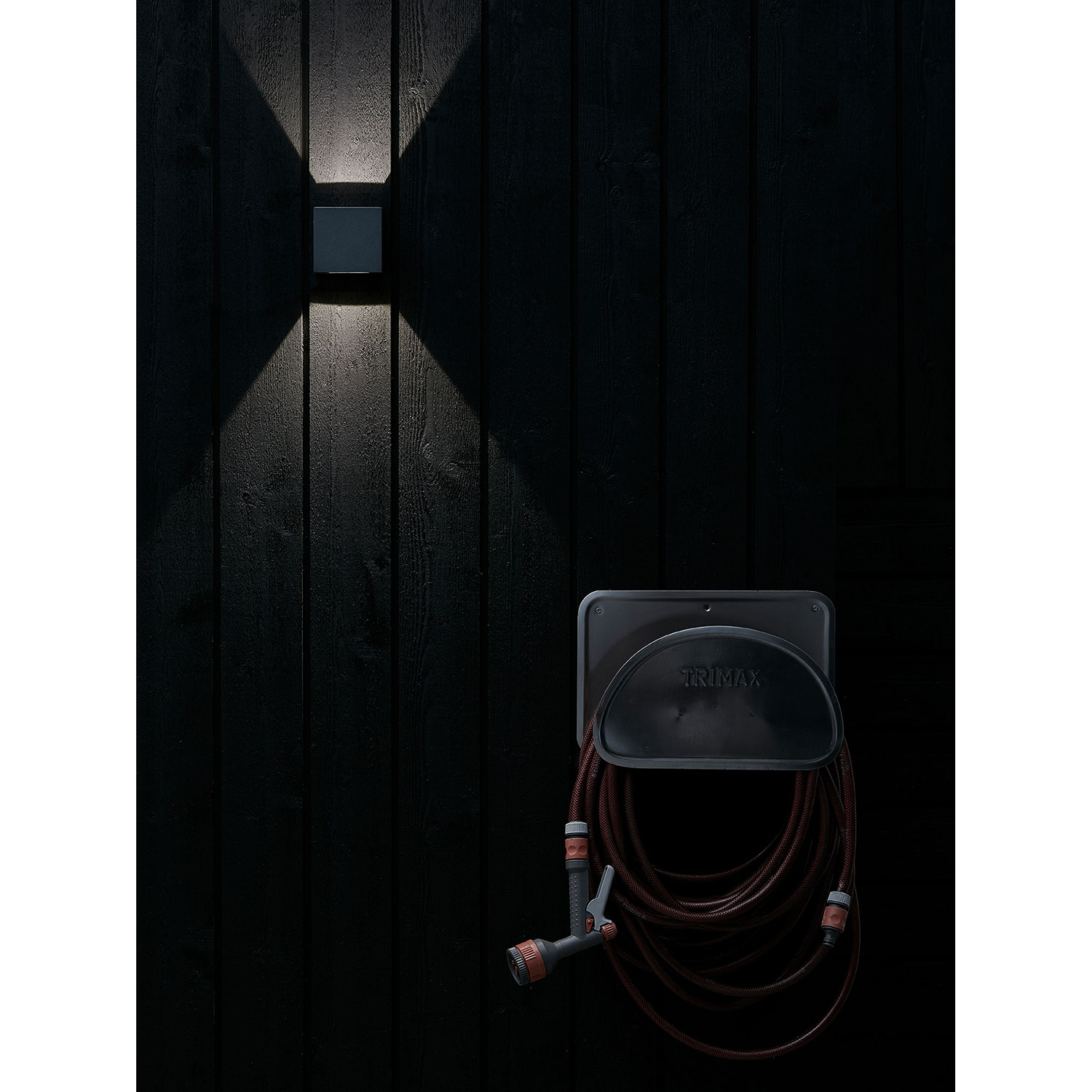 Vägglampa Markslöjd Agros