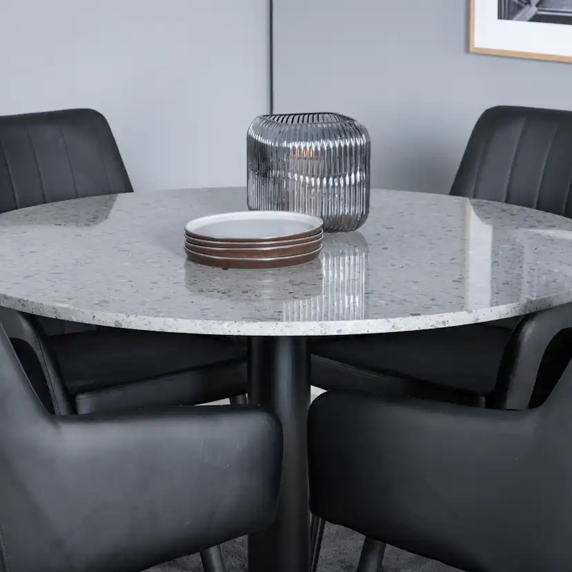 Razzia Dining Table 106cm -Grey Terazzo / Black +Comfort - D Grå/Svart