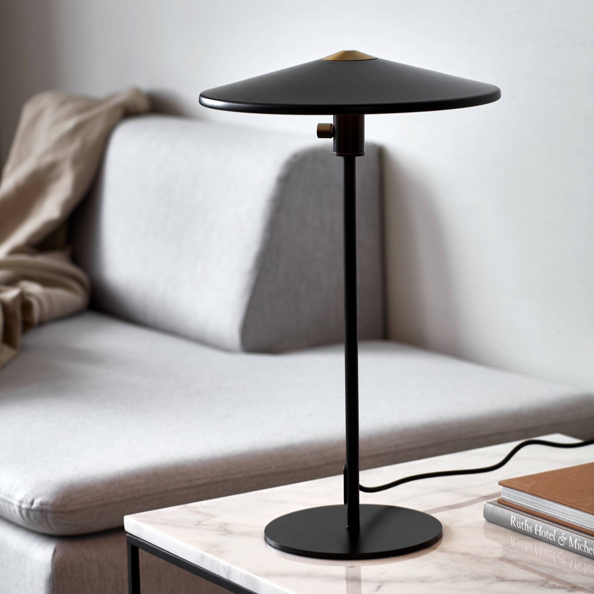 Bordslampa Nordlux Balance Svart