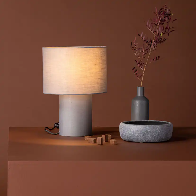 Bordslampa Venture Home Etenio