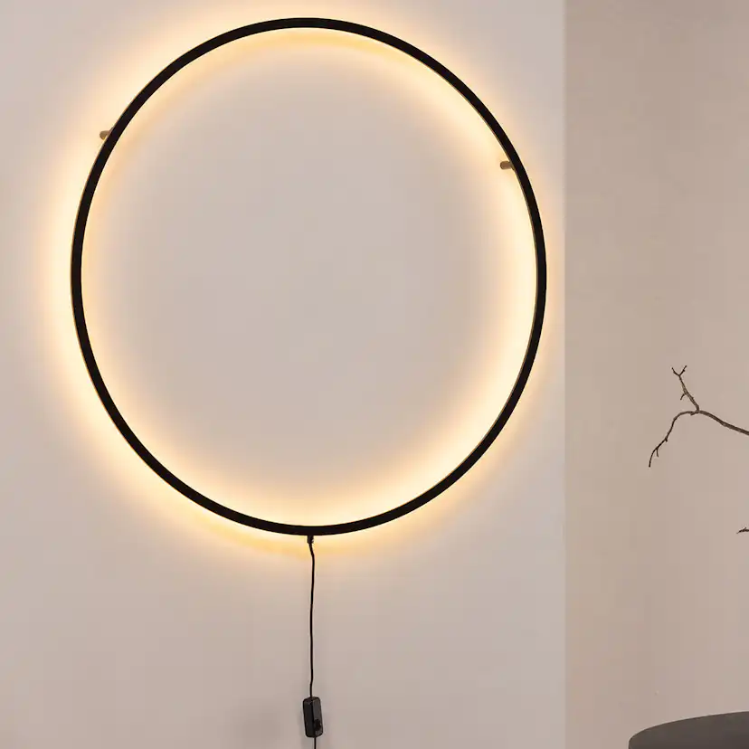 Vägglampa Vind Sörmjöle x Josefin Lustig Svart Aluminium Dimbar
