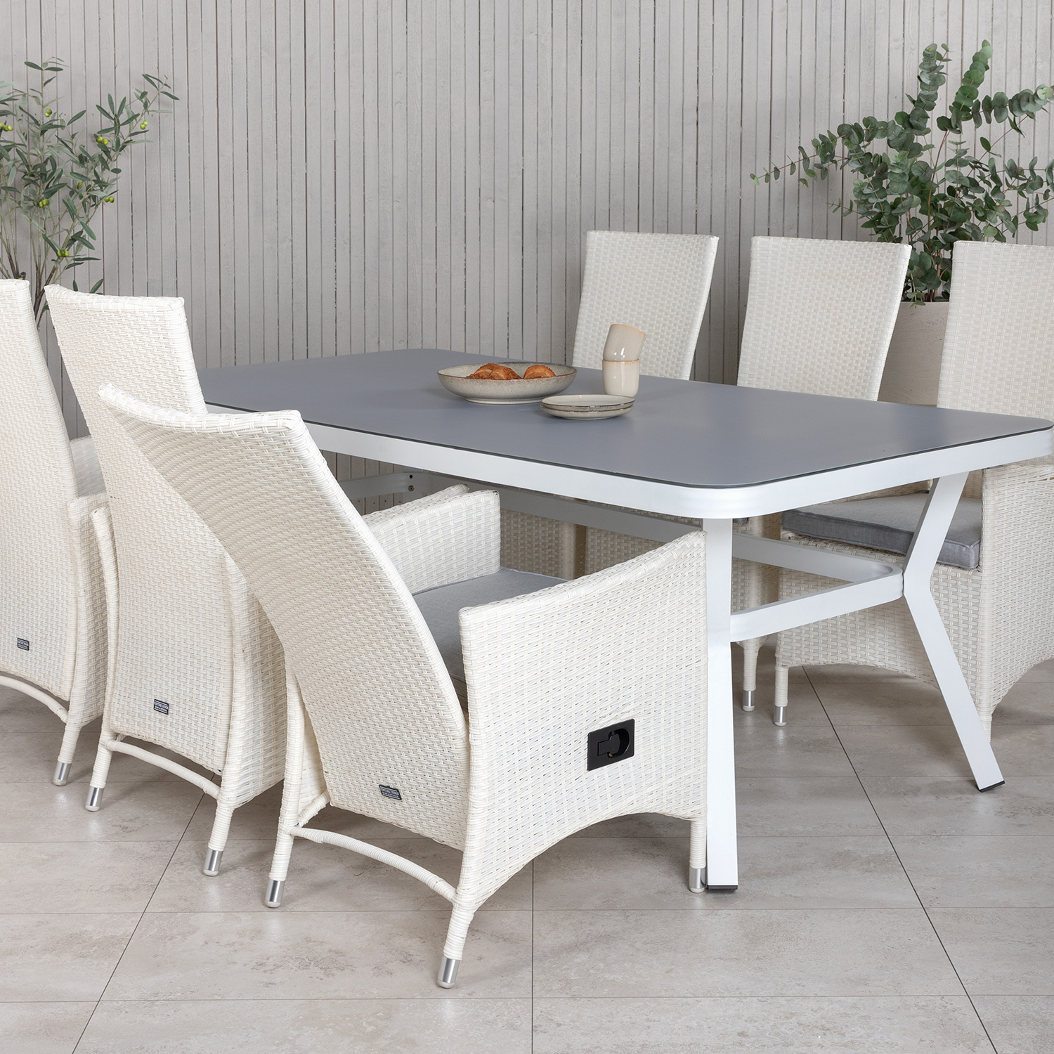 Matgrupp Utomhus Venture Home Virya 160x90 cm med 6 Padova ReclinerUtefåtöljer