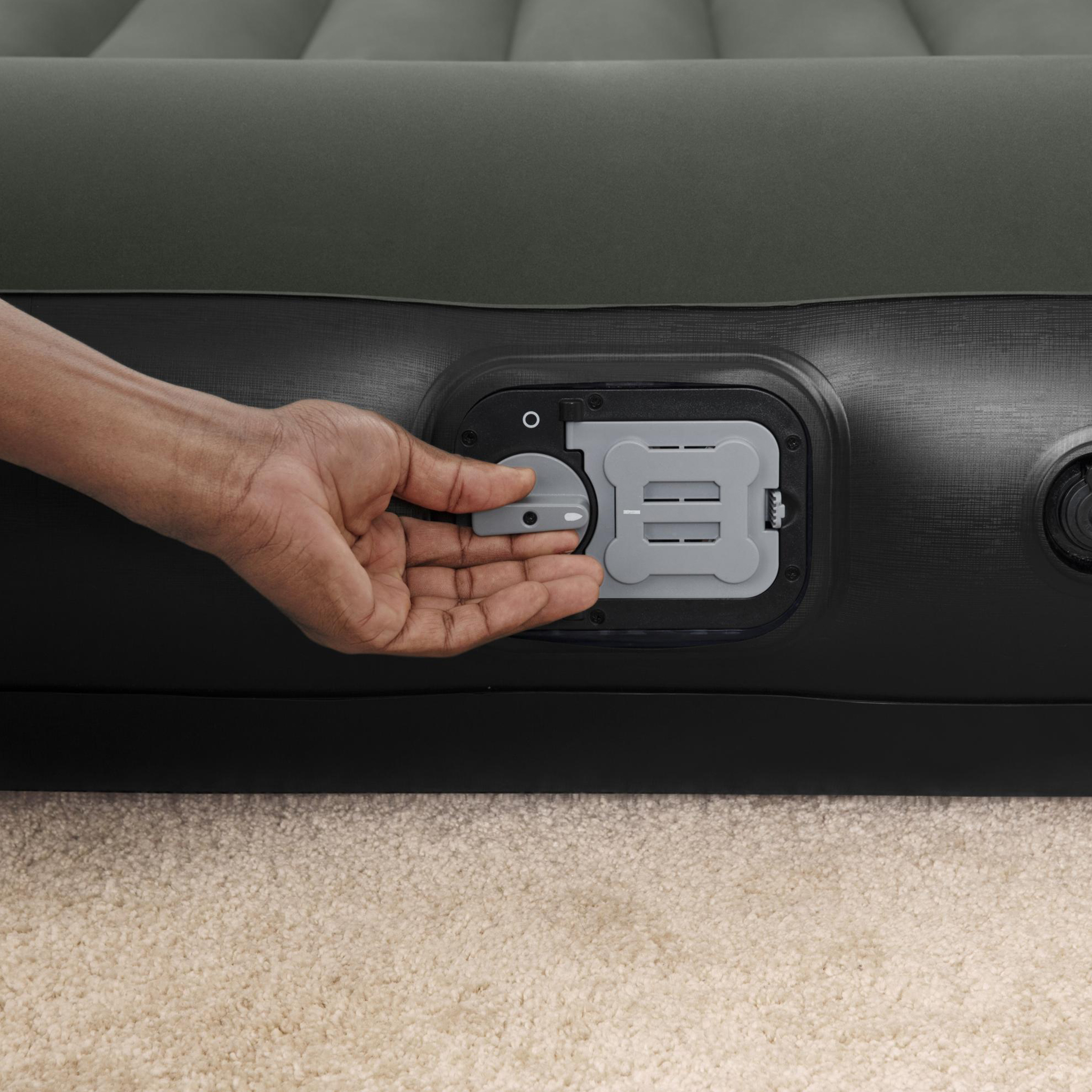 Uppblåsbar madrass Bestway Inbyggd Batteridriven Pump Tritech Airbed