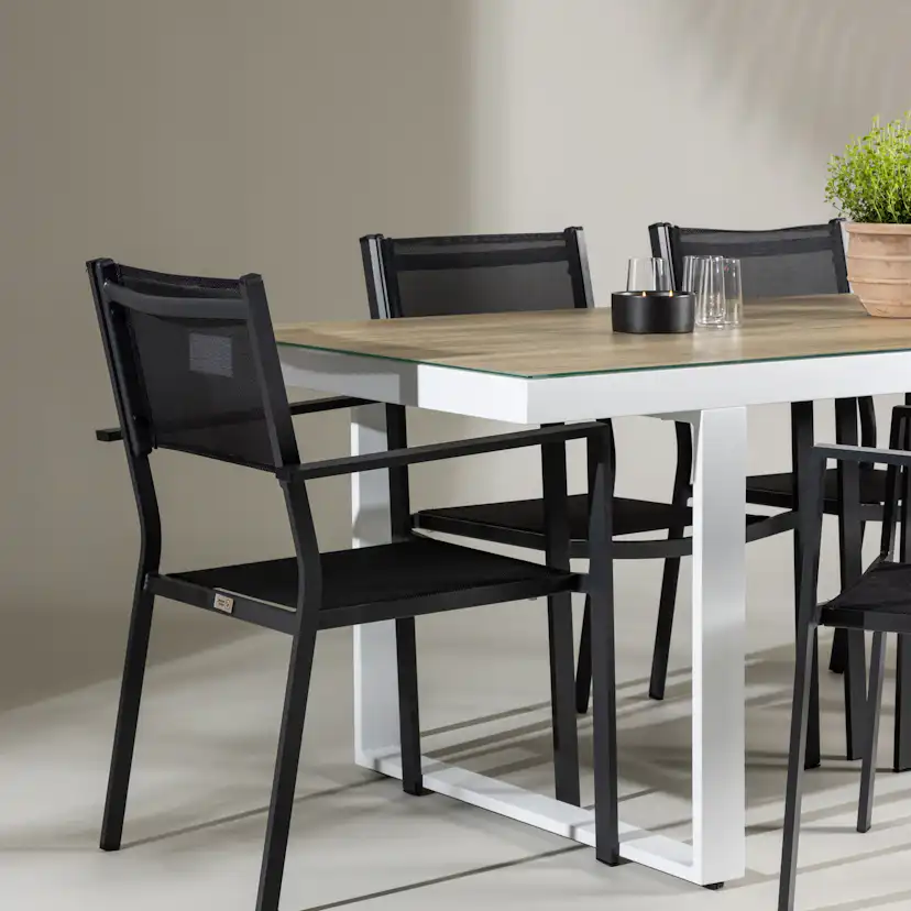 Merlo Dining Table - White/Whitewash +Copacabana Stacking Ch Trädgårdsgrupp Venture Home Merlo med 6 Copacabana Stolar