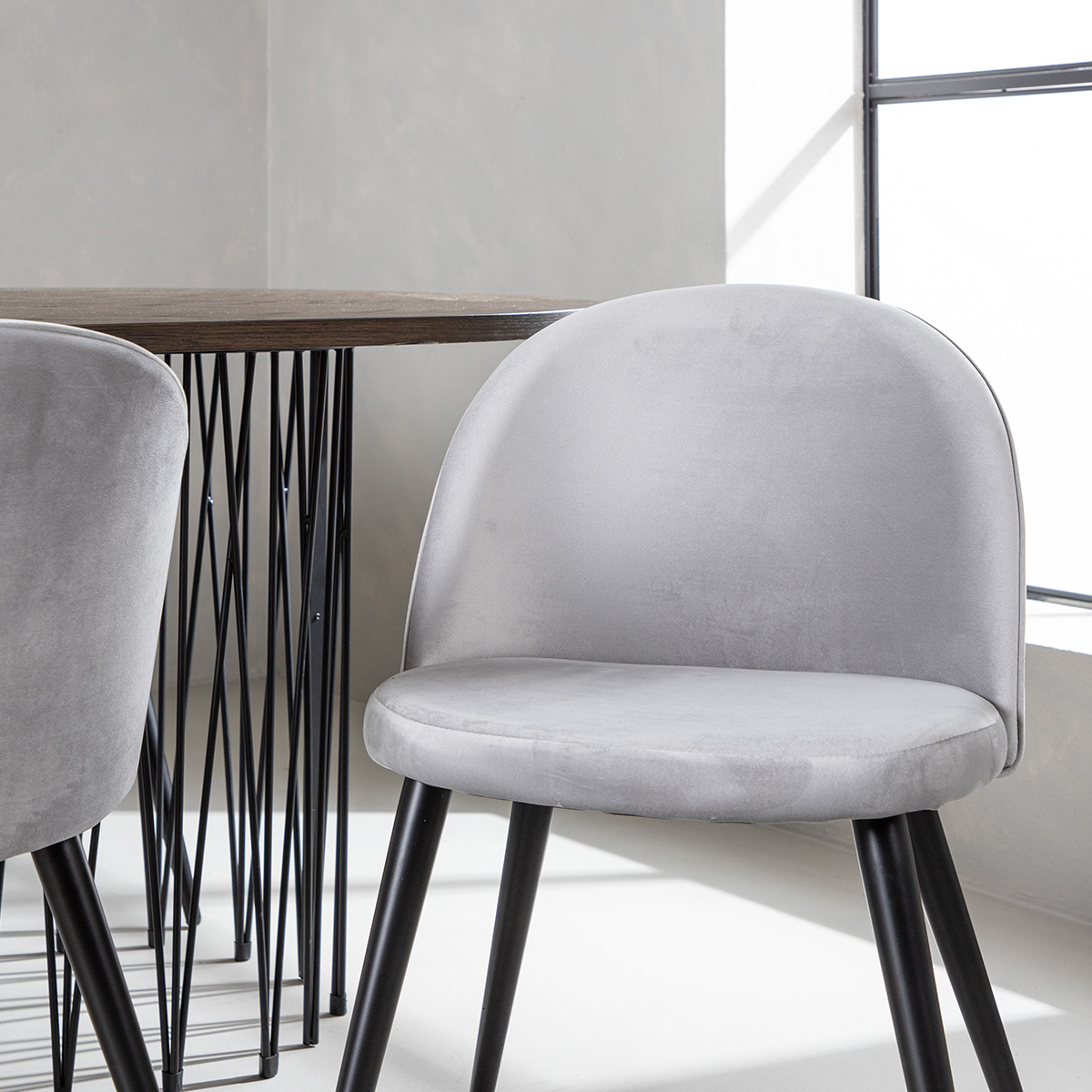 Matgrupp furniture/fashion Stone med 6 Velvet Stolar