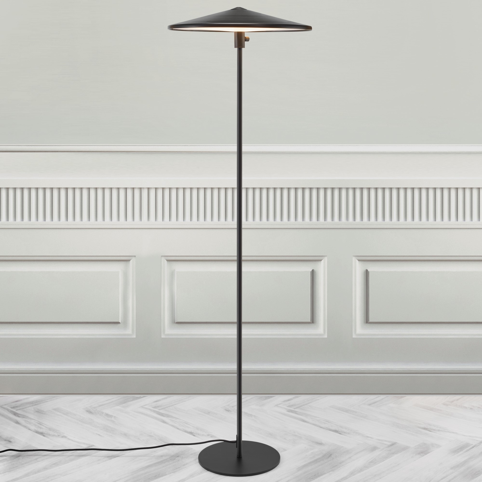 Golvlampa Nordlux Balance Svart