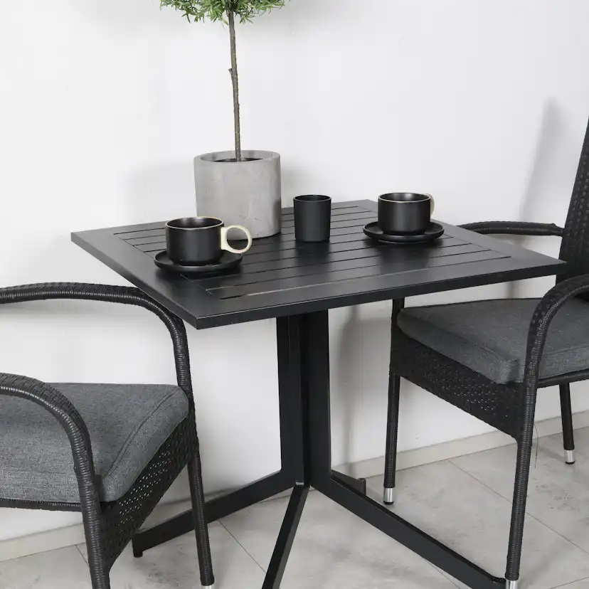 Cafégrupp Venture Home Wella med 2 Andy Trädgårdsstolar Utomhus
