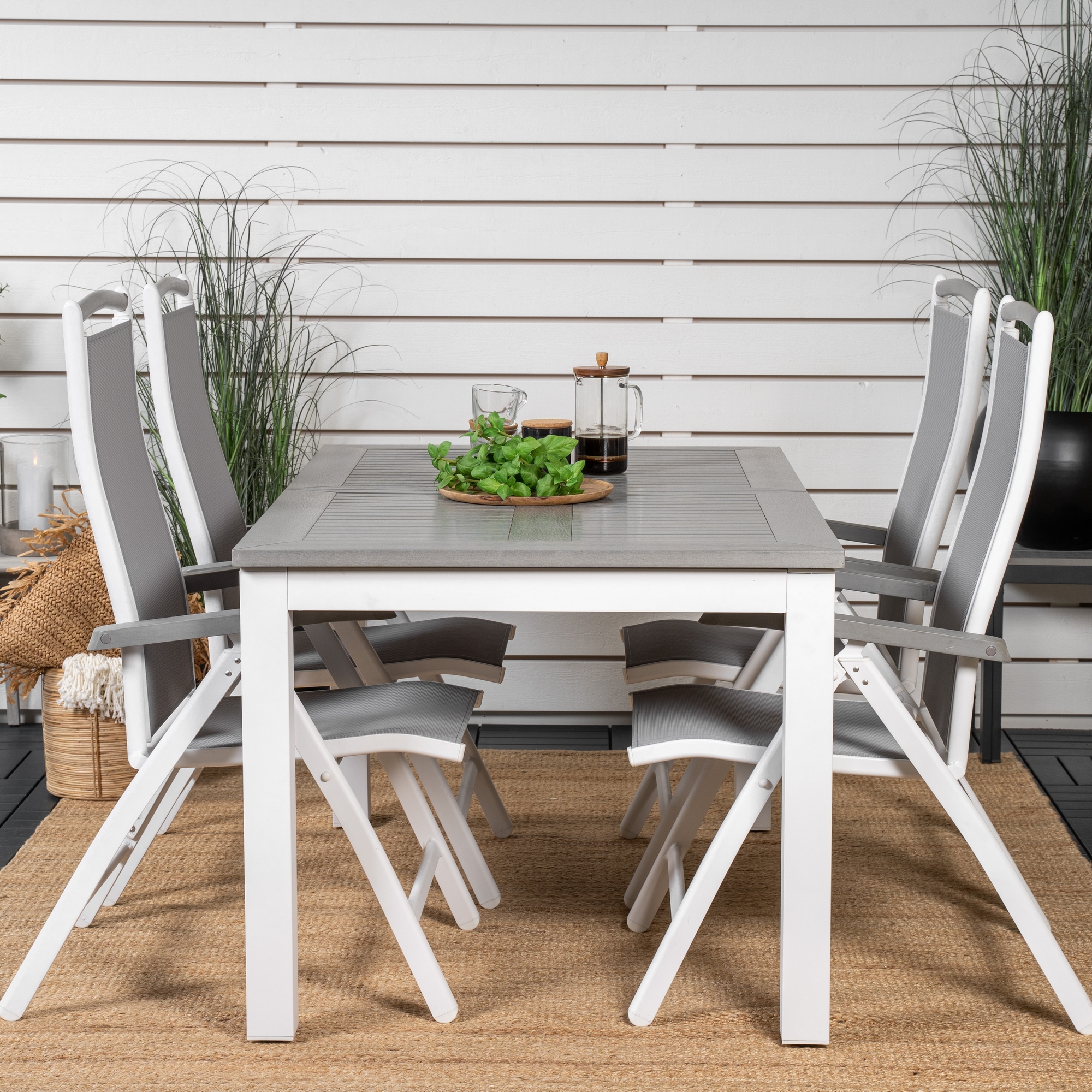 Matgrupp Venture Home Aleyna 152/210 med 4 Stolar