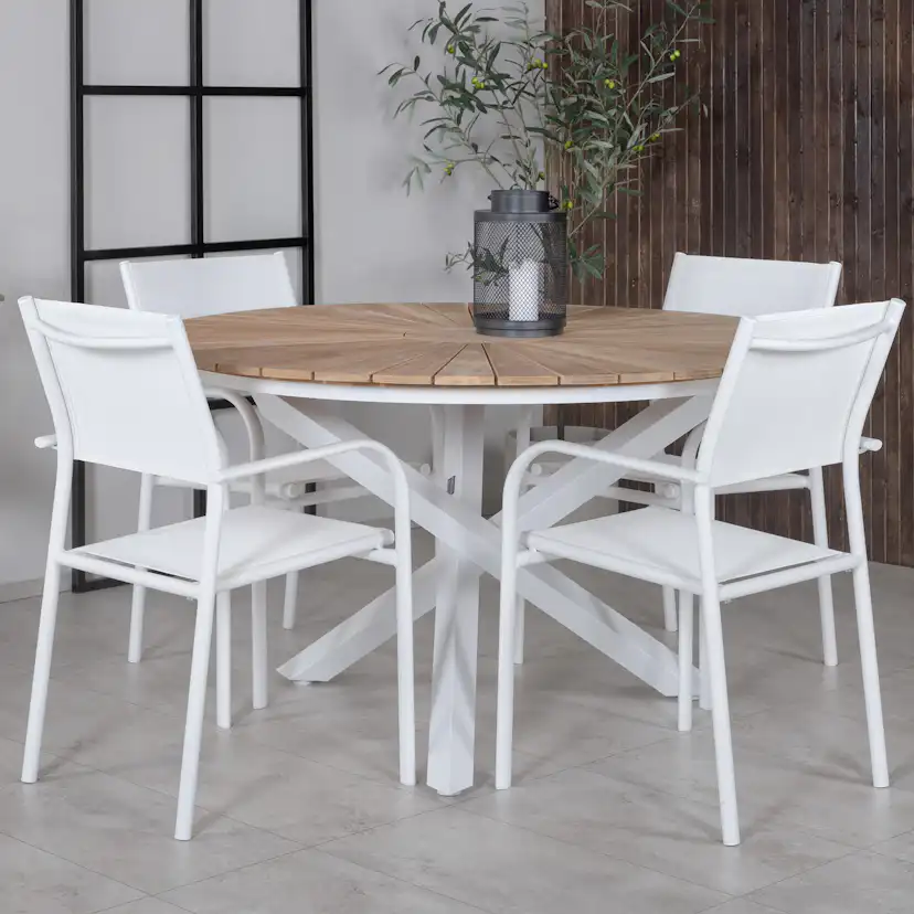 Matgrupp Venture Home Mendi Rund med 4 Sami Stolar