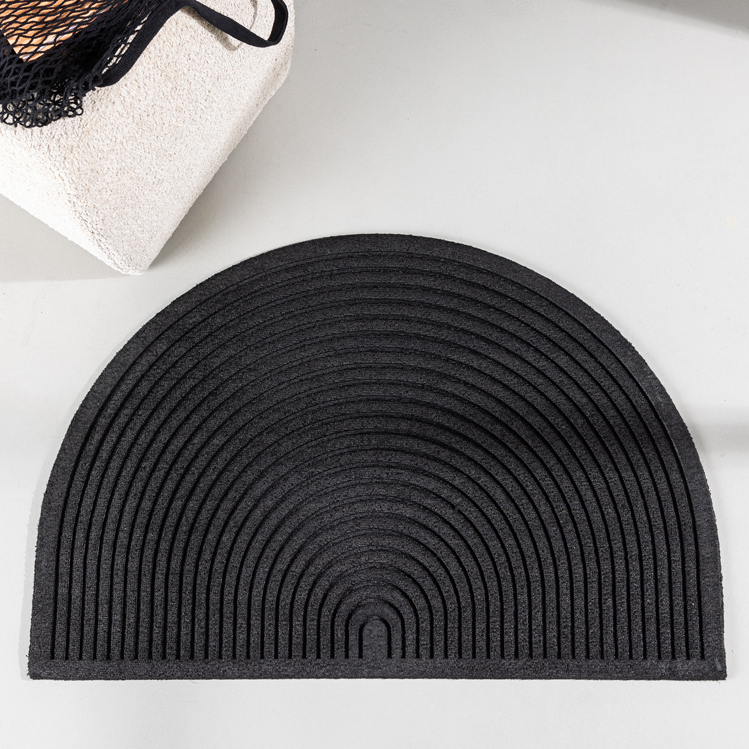 Teodor 50% Rubber 50% PP - 60*90-  -Rectangular-Black Svart