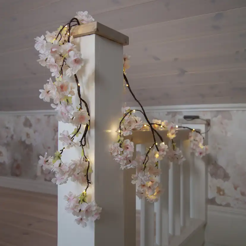 Girlang Star Trading Flower