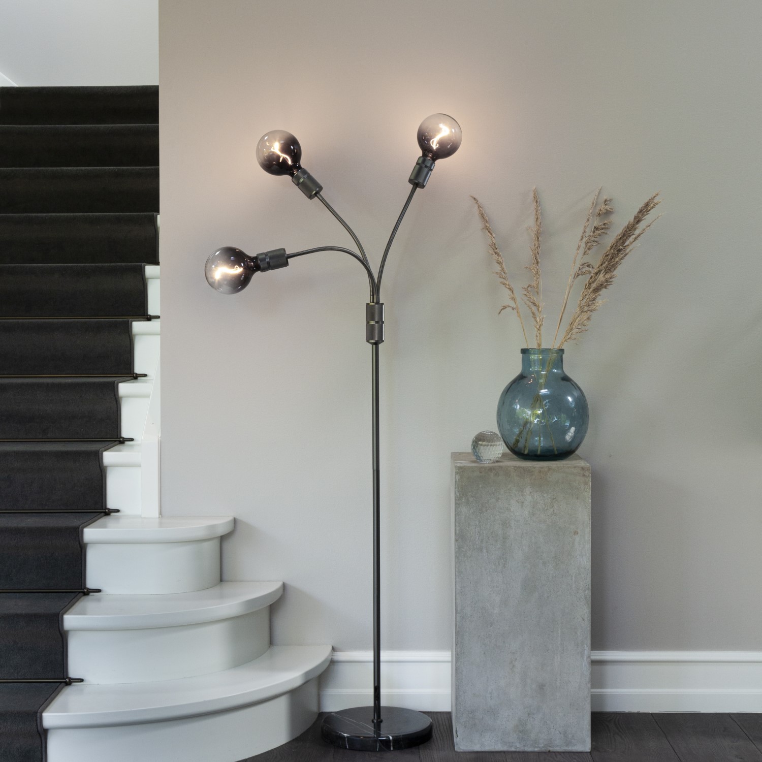 Golvlampa Halo Design Halo 3L E27