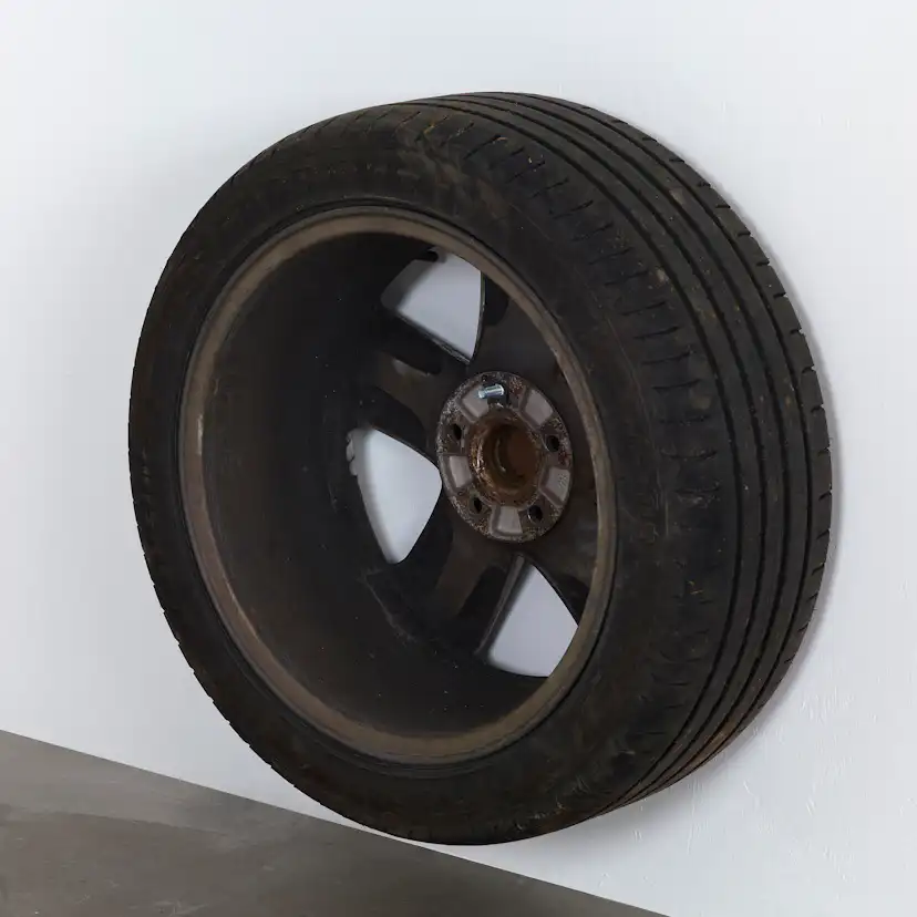 Däckhållare Habo 8519