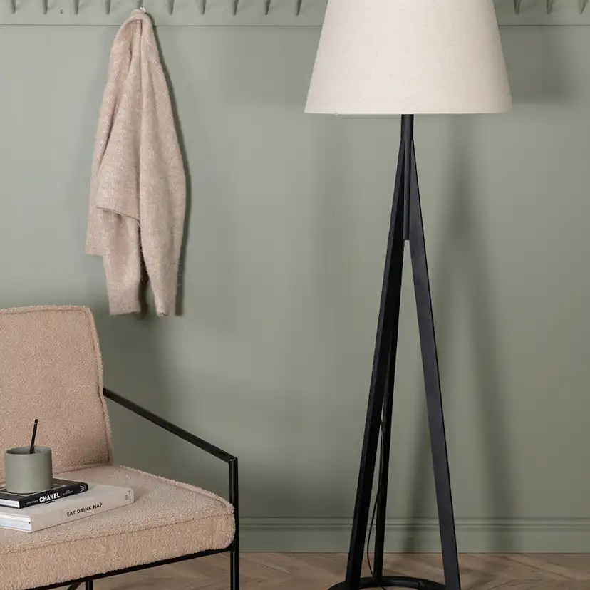 Golvlampa Venture Home Kona