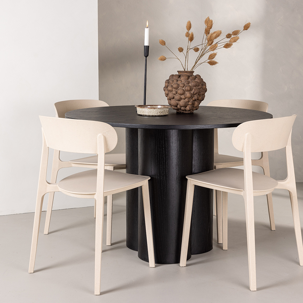 Matgrupp Venture Home Olivia Ø 110 cm med 4 Åstol Stolar
